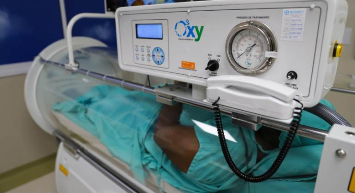 Criciúma oferece tratamento gratuito que pode ajudar a evitar amputações e cicatrizar feridas complexas