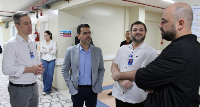 HNSC apresenta projetos ao secretário da Saúde e prefeito de Tubarão